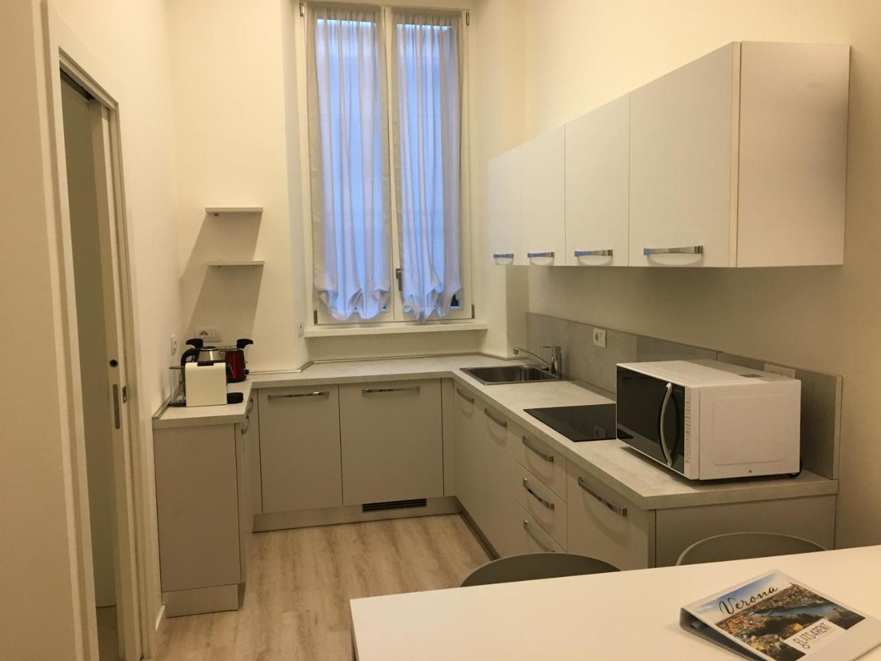 Duomo Apartment Верона Екстериор снимка